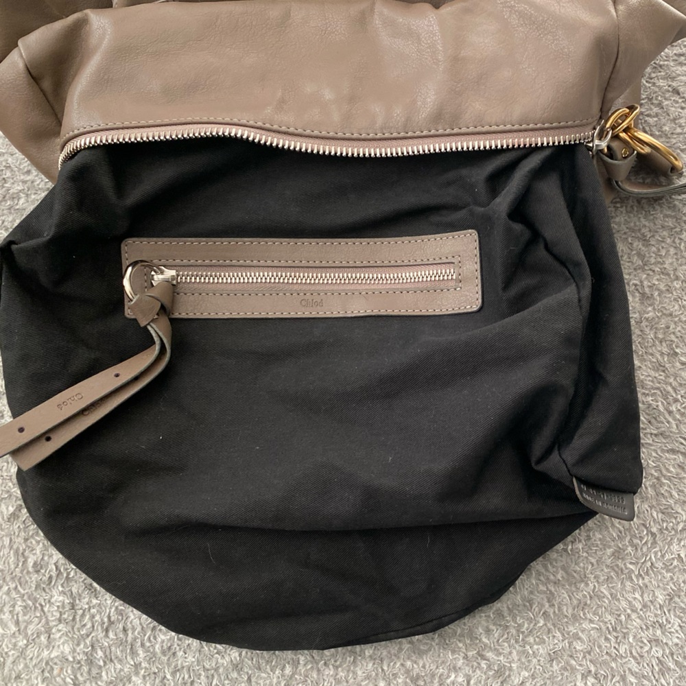 Chloe Gray Leather Tote Bag - Picture 6 of 11